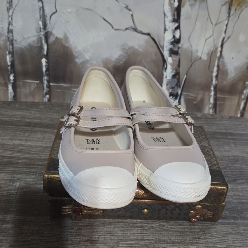 Women’s Converse Mary Jane Canvas Sneakers in Light Taupe